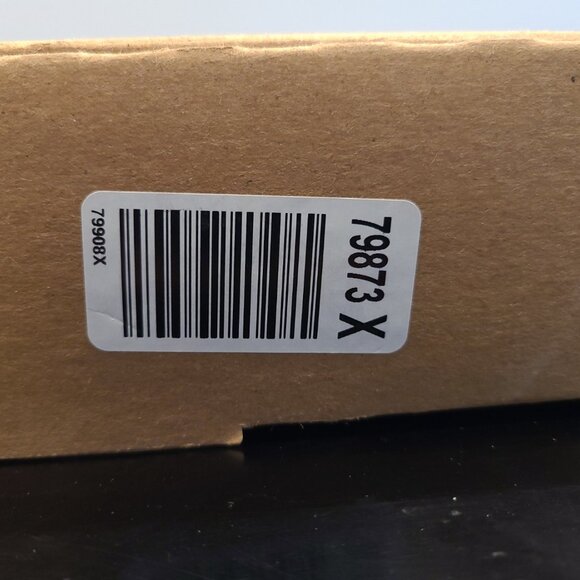 InSinkErator - Quick Lock Mount Installation Kit and Accessories - Picture 4 of 6